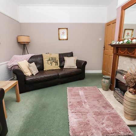 The Hollies Villa Prestatyn Dış mekan fotoğraf