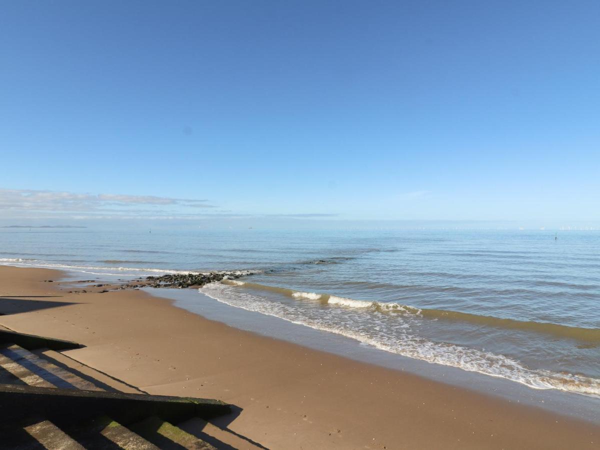 The Hollies Villa Prestatyn Dış mekan fotoğraf