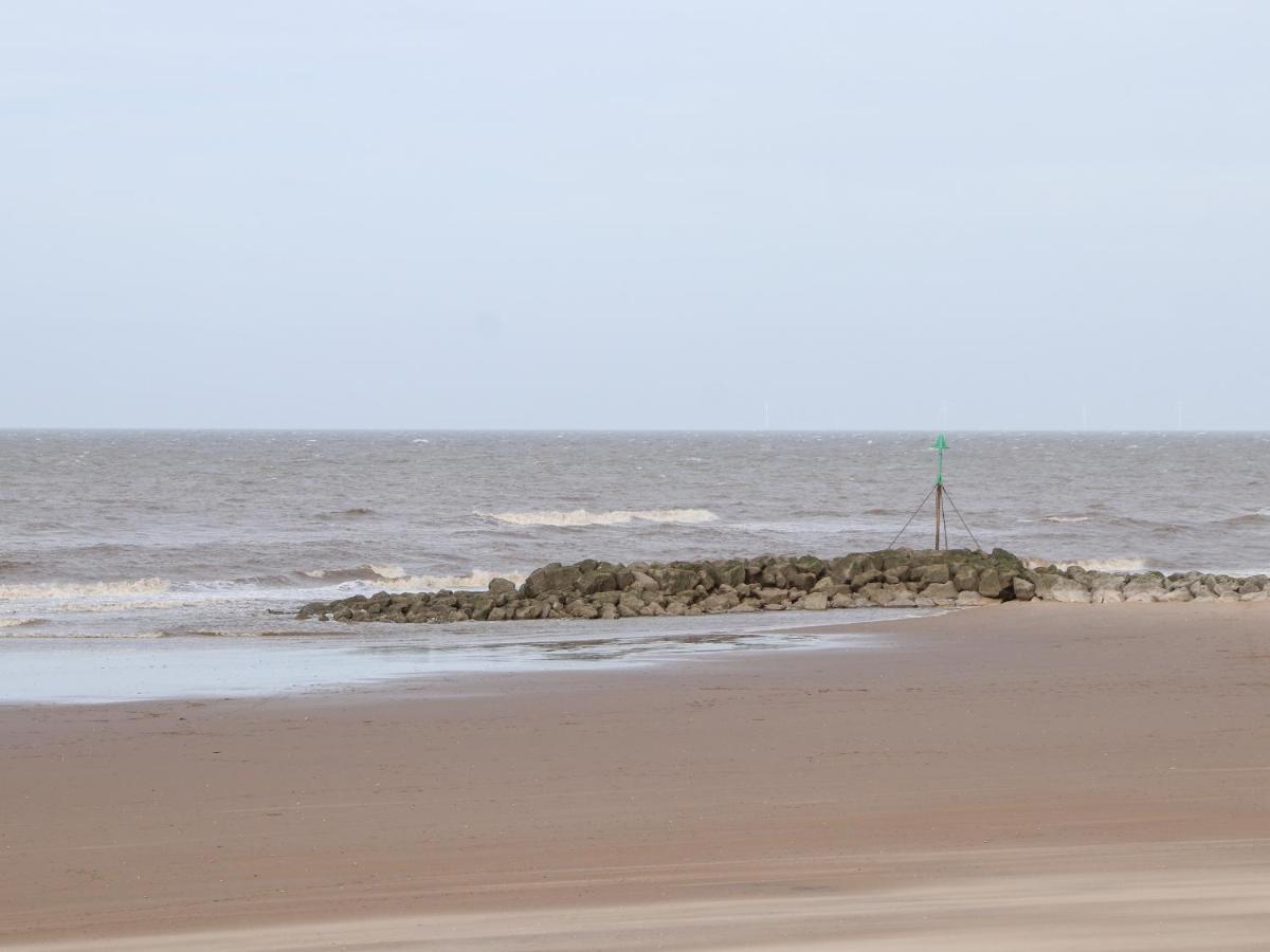 The Hollies Villa Prestatyn Dış mekan fotoğraf